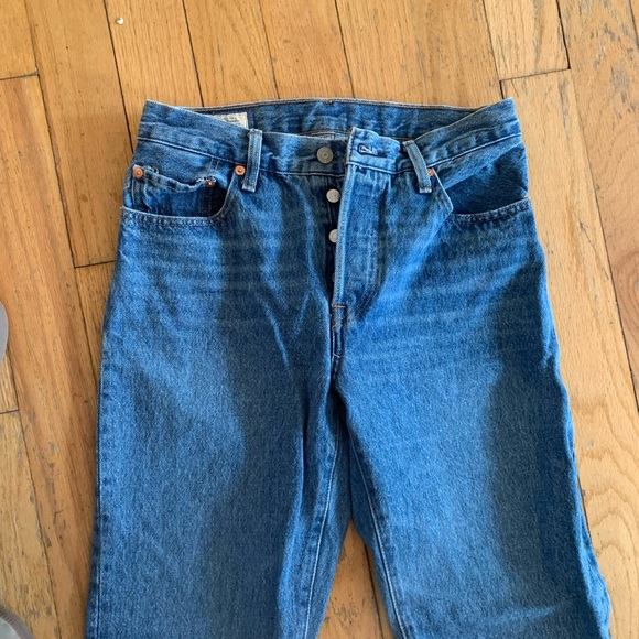 Levi’s 90’s 501 Jeans - Picture 4 of 5